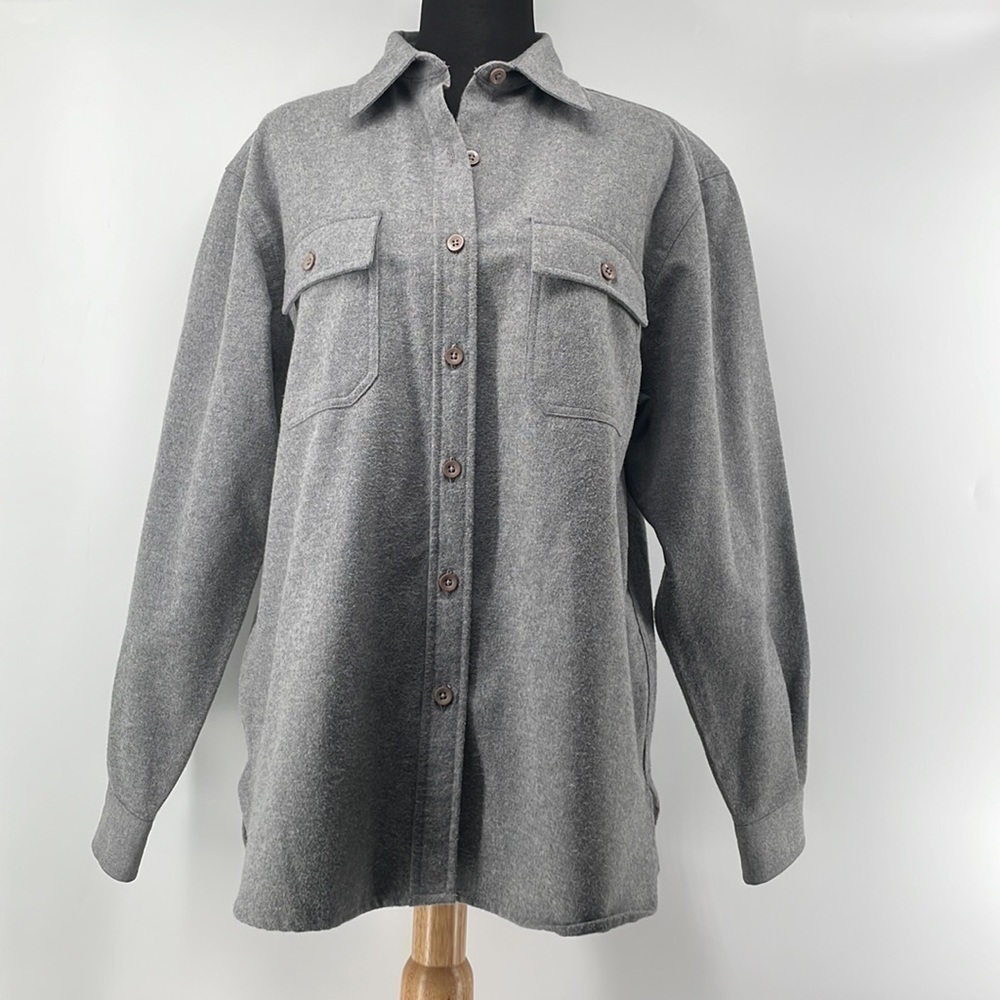 Women's Gray Button-Front Shacket Jacket - Picture 5 of 10